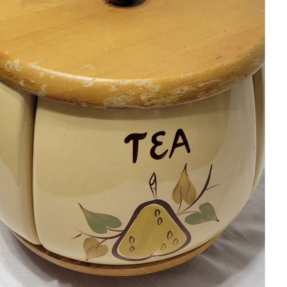 Vintage Ceramic Fruit Motif Wood lid 4 Piece Wedge Cannister set lazy susan